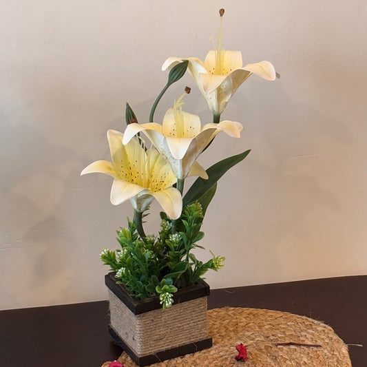 Yellow Ever Lasting Bloom (3 Flowers) with Vase